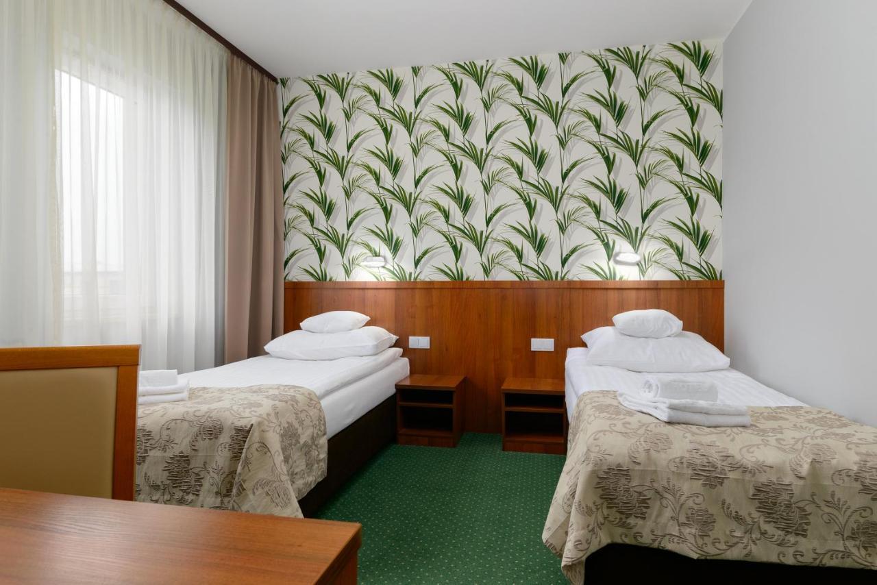 Hotel Zielony 포즈난 외부 사진