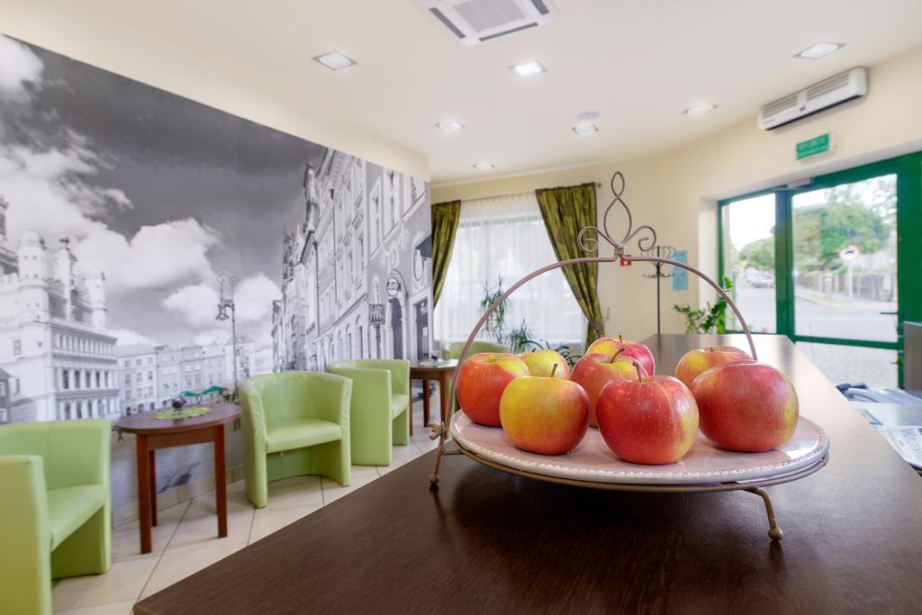 Hotel Zielony 포즈난 외부 사진
