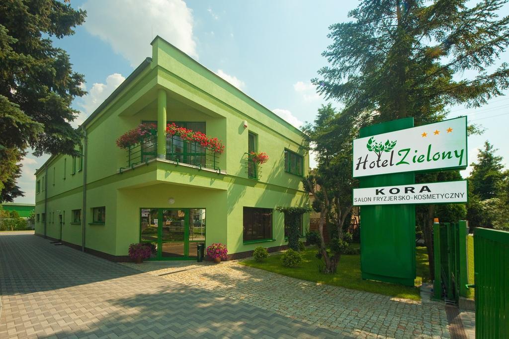 Hotel Zielony 포즈난 외부 사진