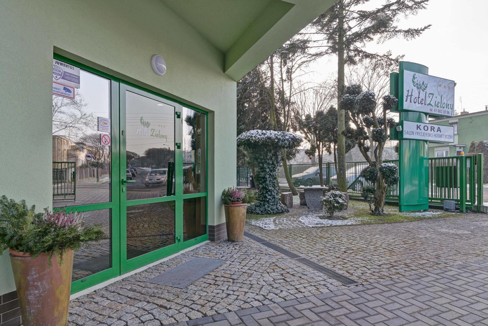 Hotel Zielony 포즈난 외부 사진